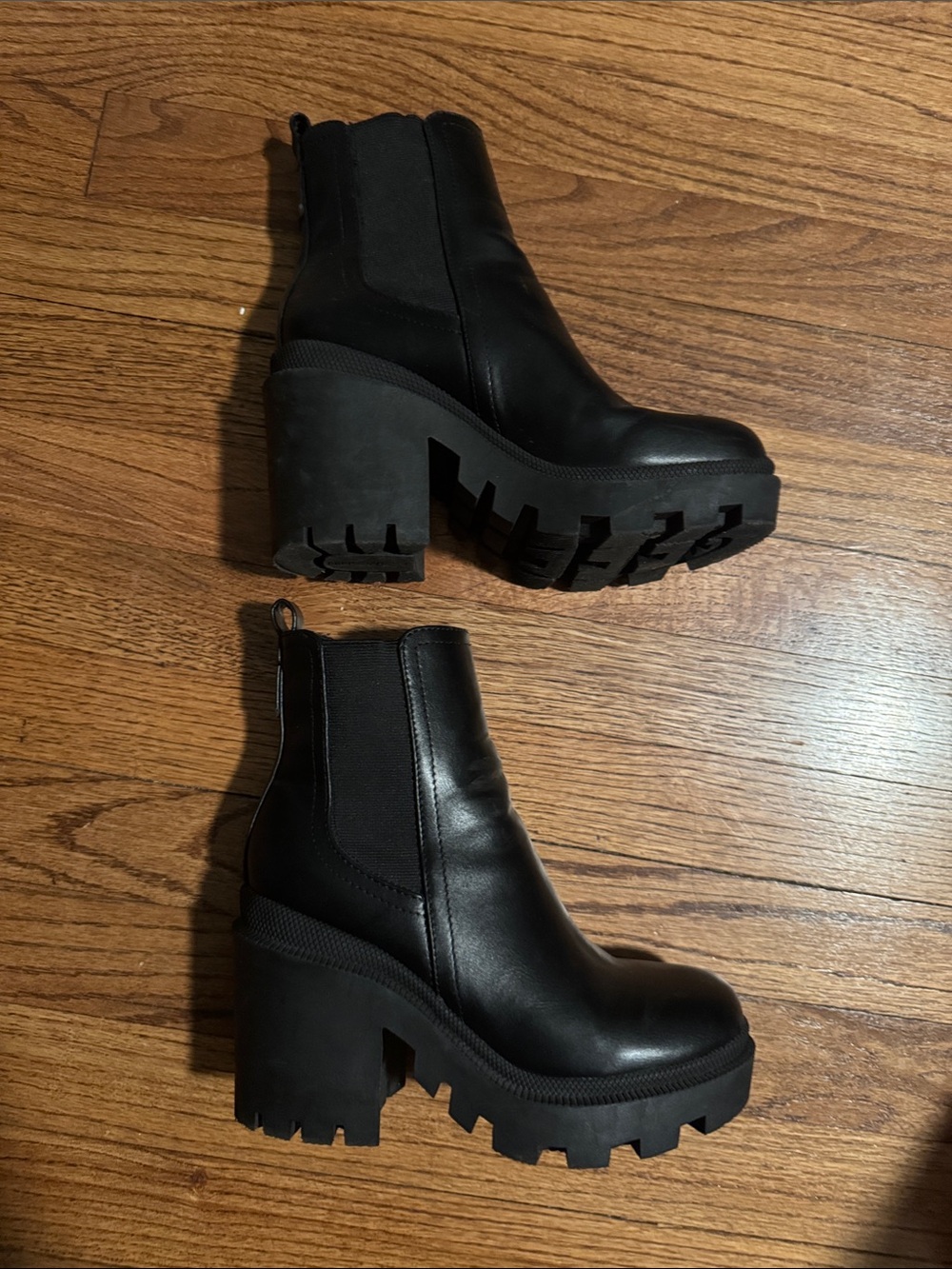 Nine West Black Leather Ankle Booties with Pull Tabs